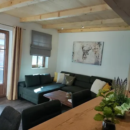 Hochalmbahnen Chalets 15W1, Birke, Nahe Gondel, Hunde Willkommen راوريس